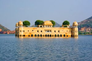 jal-mahal-ten-places-to-visit-in-jaipur-Vagabond-Holidays